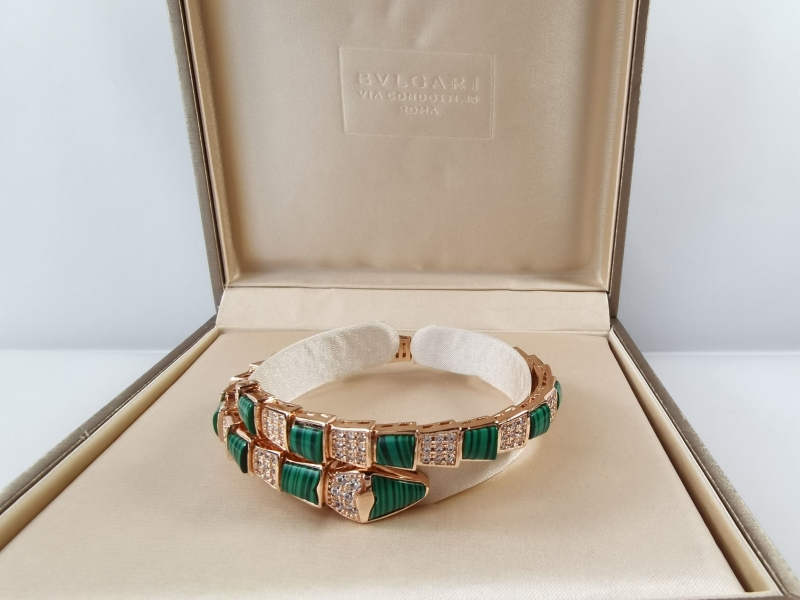 Bv1g*ai bracelets